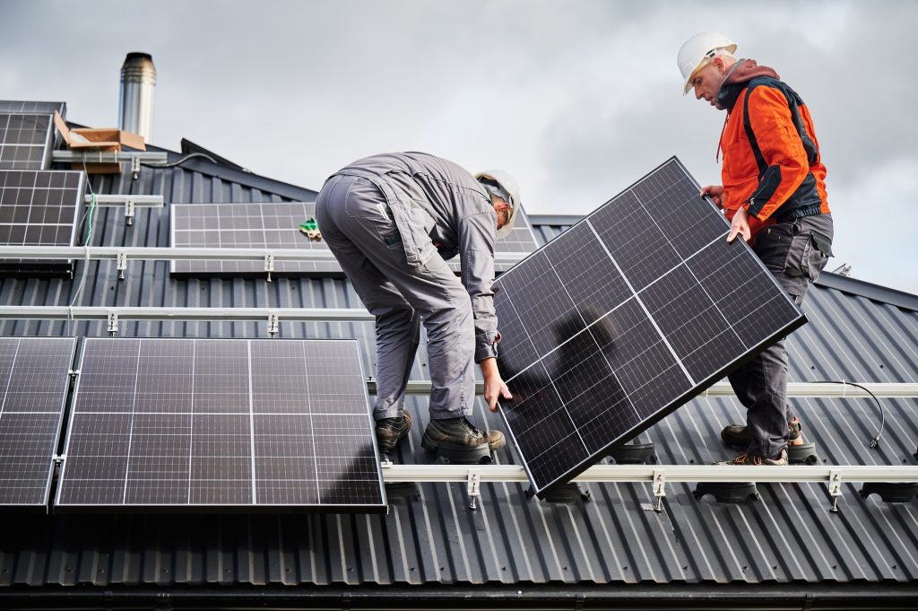 22.-10-beneficios-de-instalar-paneles-solares-en-tu-hogar-1024x681